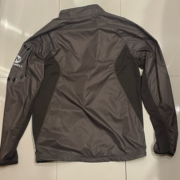MERRELL gray  shell running jacket - Picture 3 of 6